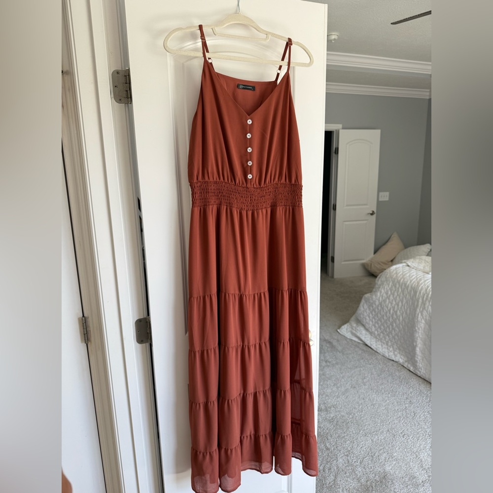 Chic Terracotta Maxi Dress with Button Accents